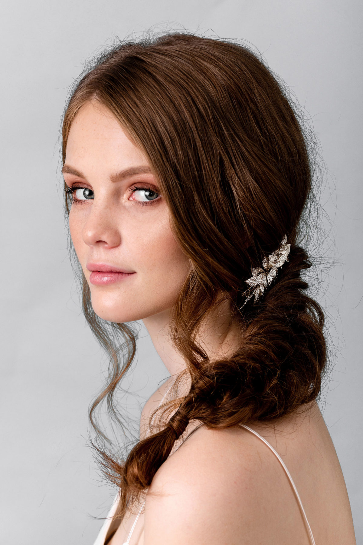 headpiece by brideful